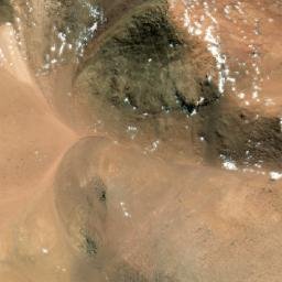 Satellite imagery of Cerro Laylay, CL