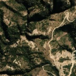 Satellite imagery of Cerro Aramallo, BO