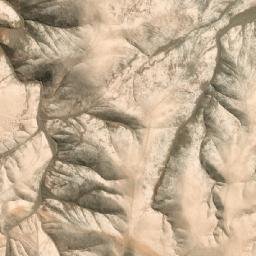 Satellite imagery of Esperanza, CL