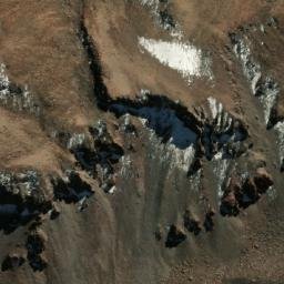 Satellite imagery of Cerro Volcán, CL