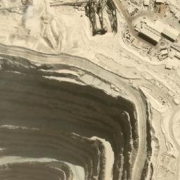 Satellite imagery of Lomas Bayas, CL