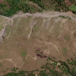 Satellite imagery of Abrade Tíraxi, AR