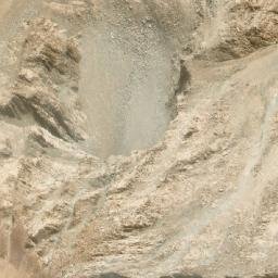 Satellite imagery of Alto Lozano, AR