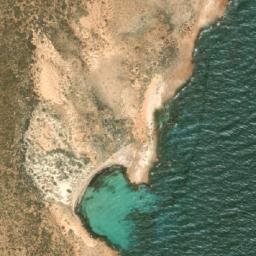 Satellite imagery of Cleft Rock, AU