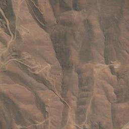 Satellite imagery of Las Luces, CL