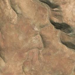 Satellite imagery of Cerro Esmeralda, CL