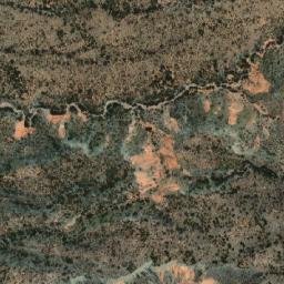 Satellite imagery of Lomas Bayas, AR
