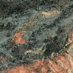 Satellite imagery of Lomas Bayas, AR