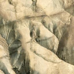 Satellite imagery of Cerro Amarillo, CL