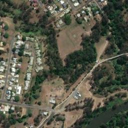 Satellite imagery of Raymonds Hill, AU
