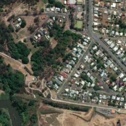 Satellite imagery of Raymonds Hill, AU