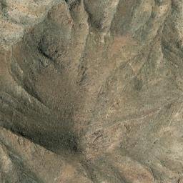 Satellite imagery of Cerro Las Cañas, CL