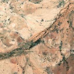 Satellite imagery of Eavinna Hill, AU