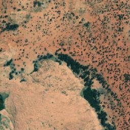 Satellite imagery of Warroan Hill, AU