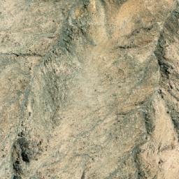 Satellite imagery of Cerro Las Cuñas, CL