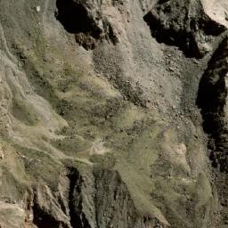 Satellite imagery of Cerro El Manchao, AR