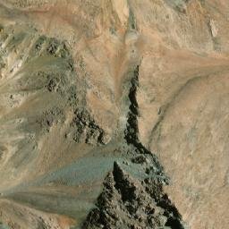 Satellite imagery of Cerro Casquete, CL