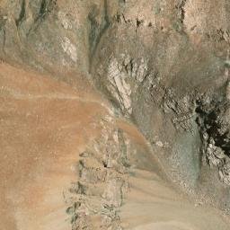 Satellite imagery of Cerro Casquete, CL