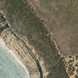 Satellite imagery of Gill Hill, AU