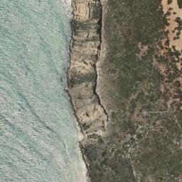 Satellite imagery of Gill Hill, AU