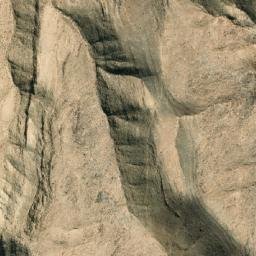 Satellite imagery of Cerro Los Placetones, CL