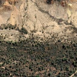 Satellite imagery of Chimney Hill, AU