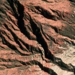 Satellite imagery of Cerro Alaniz, AR