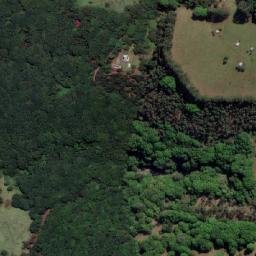 Satellite imagery of Maxwell Hill, AU