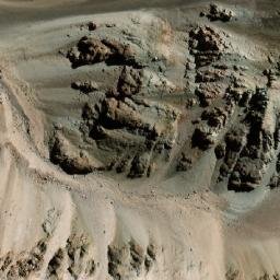 Satellite imagery of Cerro Las Placetas, CL