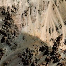 Satellite imagery of Cerro Las Placetas, CL