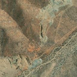 Satellite imagery of La Carmelita, CL