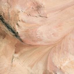 Satellite imagery of Paso de Valeriano, AR