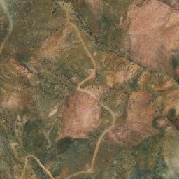 Satellite imagery of La Hoyada, CL