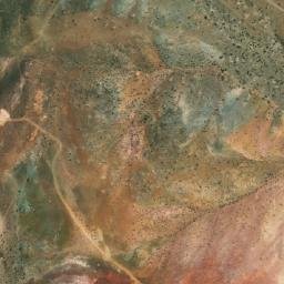 Satellite imagery of La Hoyada, CL