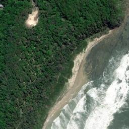 Satellite imagery of Wooded Bluff, AU