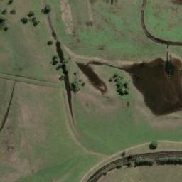 Satellite imagery of Round Hill, AU