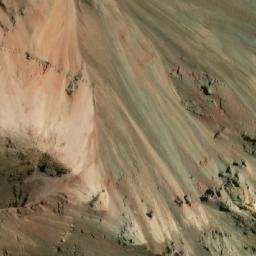 Satellite imagery of Cumbre Nevada, CL