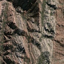 Satellite imagery of Mina El Algarrobo, AR