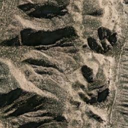 Satellite imagery of Mina El Algarrobo, AR