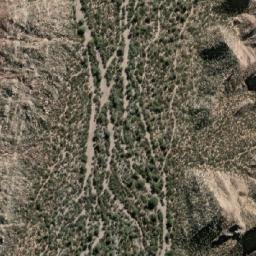 Satellite imagery of Mina El Algarrobo, AR