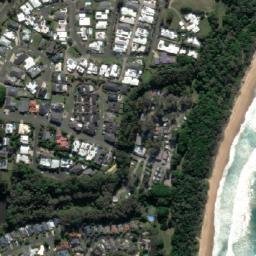 Satellite imagery of White Bluff, AU