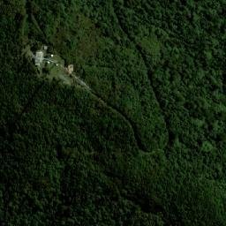 Satellite imagery of Moombil, AU