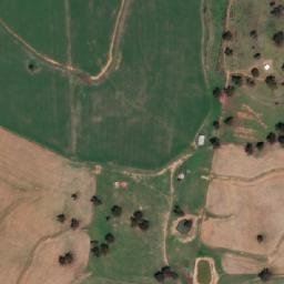 Satellite imagery of Dennis Hill, AU