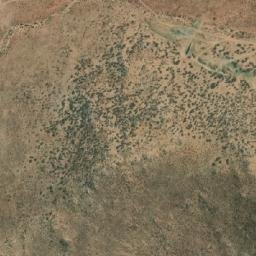 Satellite imagery of Los Tres Cerros, CL