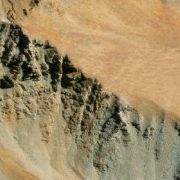 Satellite imagery of Cerro Escuerzo, CL