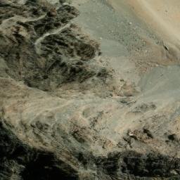 Satellite imagery of Cerro Escuerzo, CL