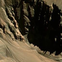 Satellite imagery of Cordón del Manrique, AR