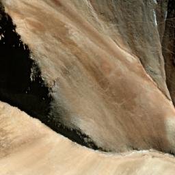 Satellite imagery of Cerro de las Vacas, AR