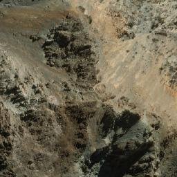 Satellite imagery of Cerro Cadillo, CL