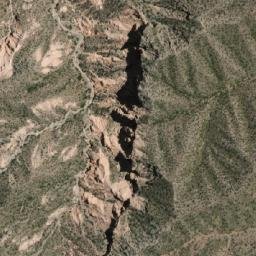 Satellite imagery of Loma Morales, AR
